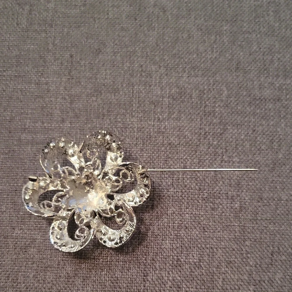 Elegant Silver and Pearl Flower Brooch